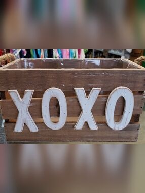 Wooden 'XOX' Decorative Letters - White on Natural Wood
